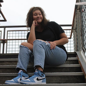 Meet your Posher, Kayla